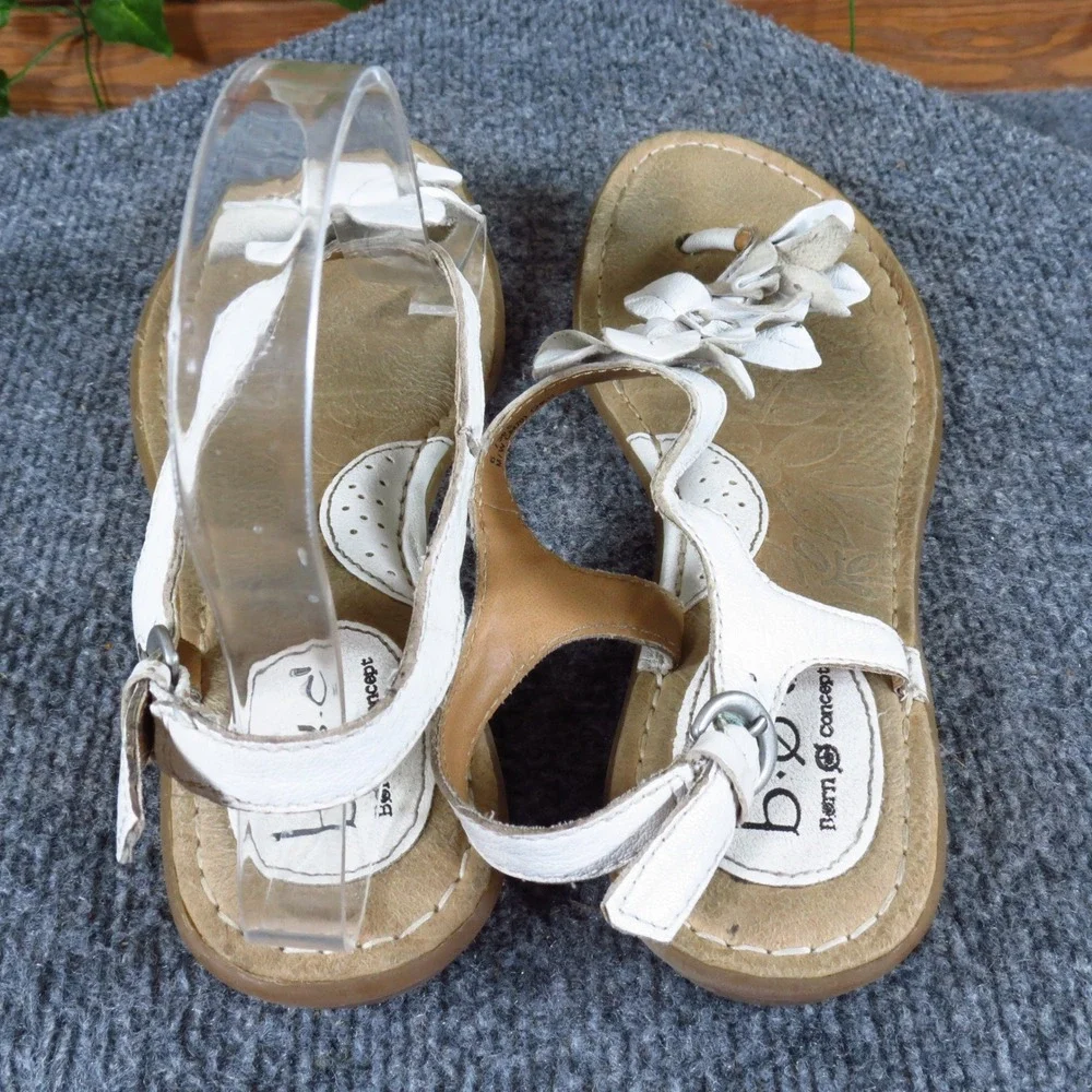 b.o.c. Born Concept Women‎ Thong Sandals Size 6 Casual Floral White Leather